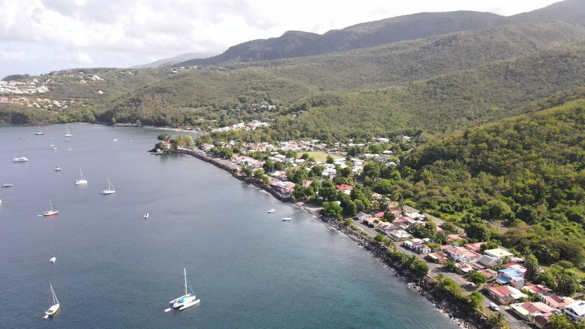 Logements Vue Mer Acces Piscine En Guadeloupe Bouillante Exterior foto